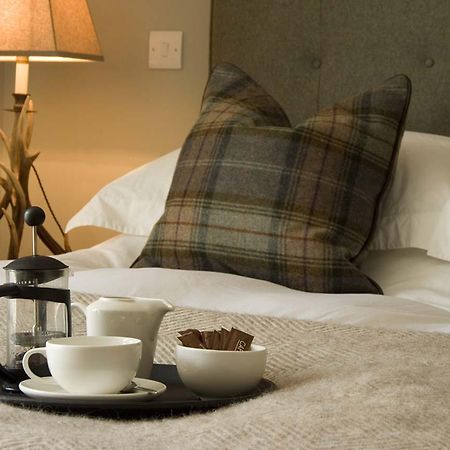 The Percy Arms Hotel Guildford Room photo